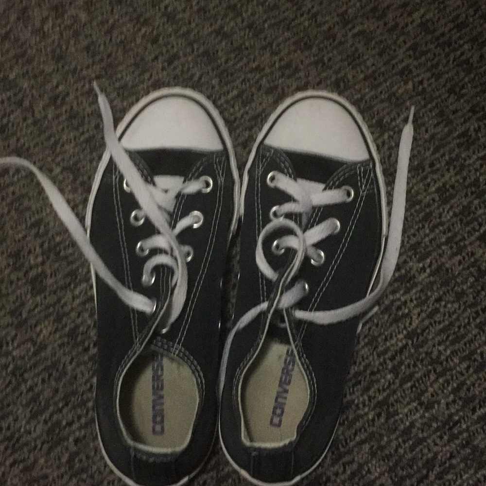 Black converse